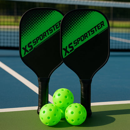 Professional Outdoor 2 Pickleball Paddles with foam core And 4 Balls